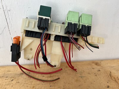 98-03 OEM BMW E39 M5 540 530 525i RELAY FUSE BOX ASSEMBLY 8371884 OEM