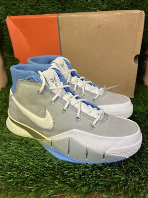VNTG  Sz 9.5 - Nike Zoom Kobe 1 OG ''MPLS'' 313143-011 Sneakers