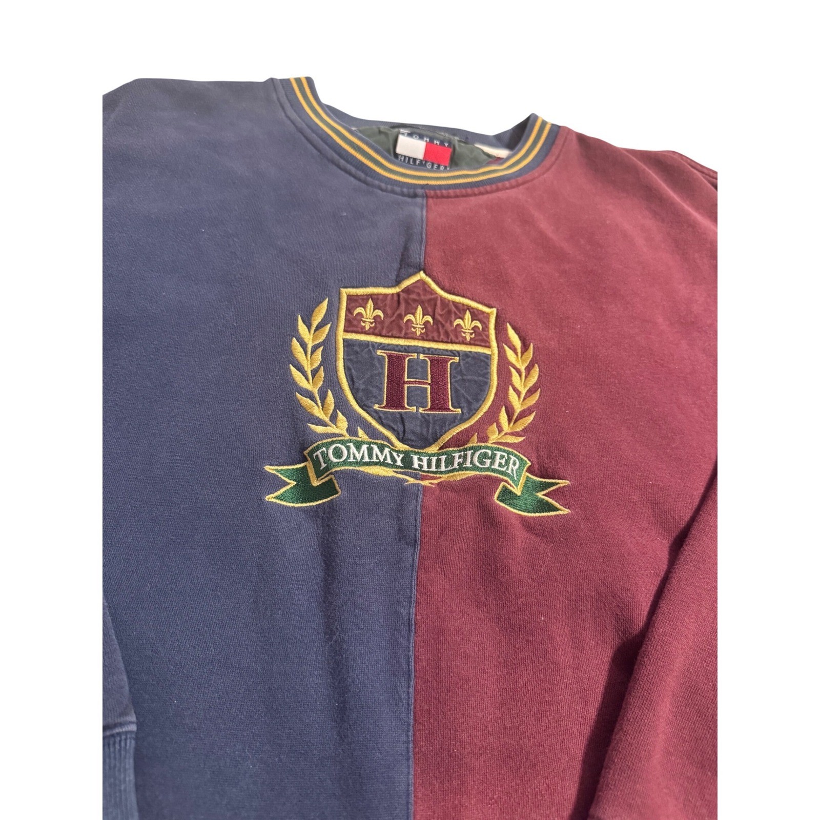 Tommy Hilfiger Colorblock Embroidered Crest Sweatshirt Men's XXL Navy Burgundy thumbnail 2