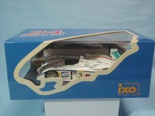 IXO Audi R8 Champion Racing Team #3 Le Mans 2005 1/43 Model Car