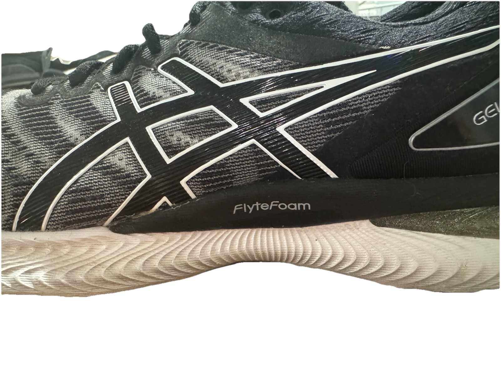 Asics Gel-Nimbus 22 Black White Running Shoes  Women's Size 8.5 1012A587