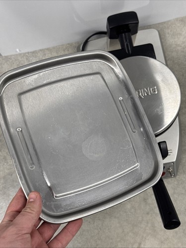 Waring Pro Belgian Waffle Maker Restaurant Style Rotating WMK300 Tested - Picture 5 of 9