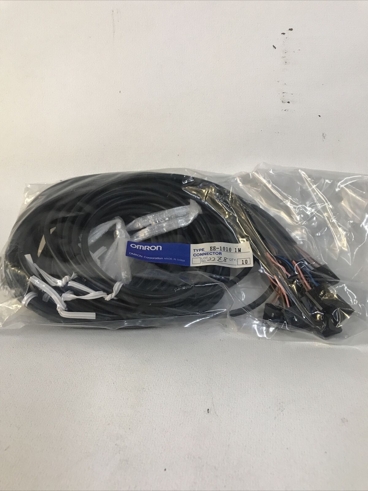 Omron EE-1010R 1M 4 Wire Connector Lot Of 10