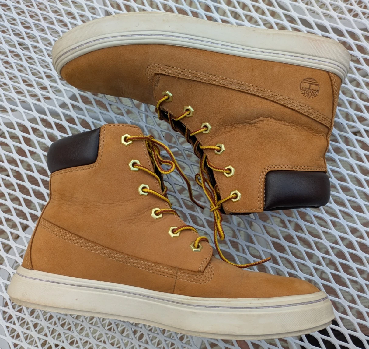 Timberland Women's Boots Size 8 1/2 Londyn 6" Wheat Nubuck Leather Hike Camp