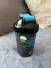 Bodybuilding Protein Blender Shaker Bottle BPA Free New 20oz Black Blue Gray