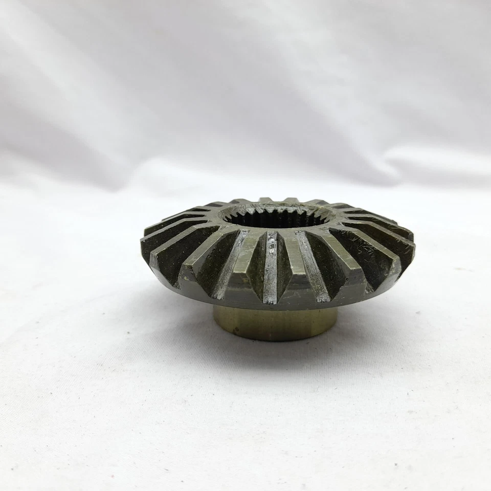 38423-73000 Gear Side Differential Fits For Datsun 720 NOS Genuine - Image 4 of 4