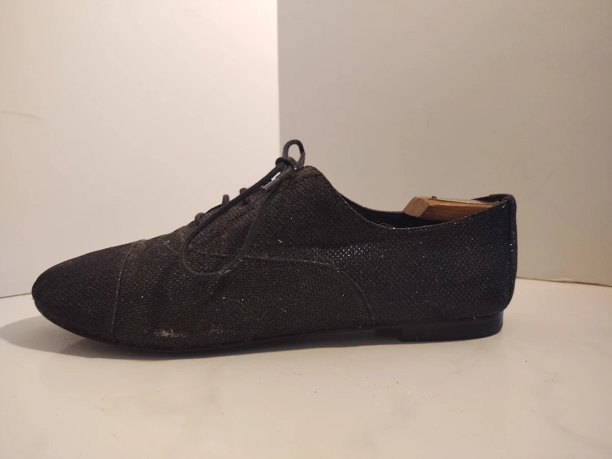 Sparkly black store tennis shoes