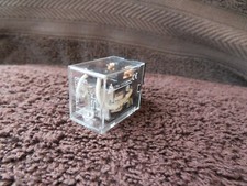 NEW OMRON SQUARE 8 PIN RELAY LY2Z 7A AMP 240V VOLT 