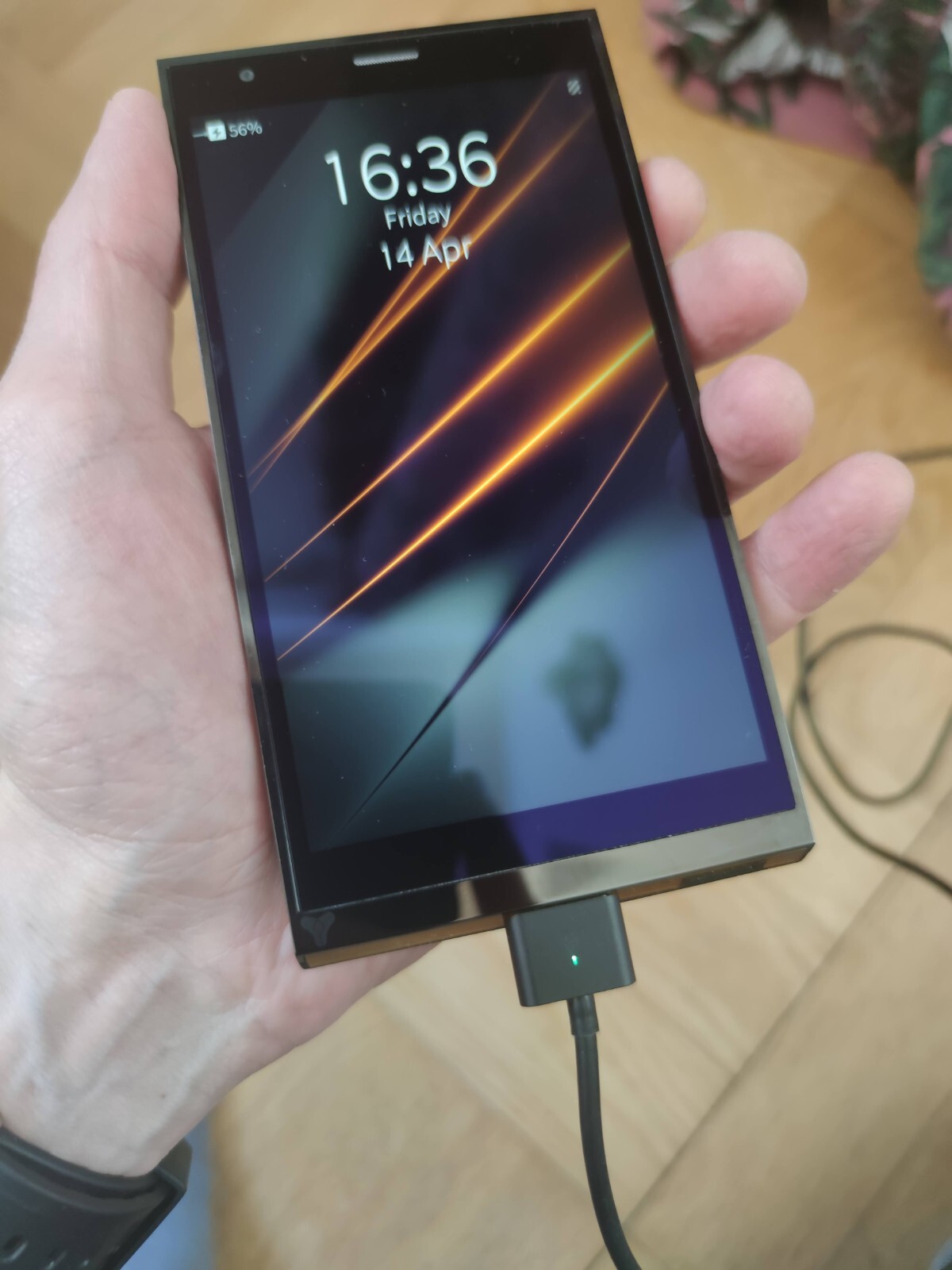 Turing Phone Dark Wyvern (Sailfish OS) - Bild 7 von 11