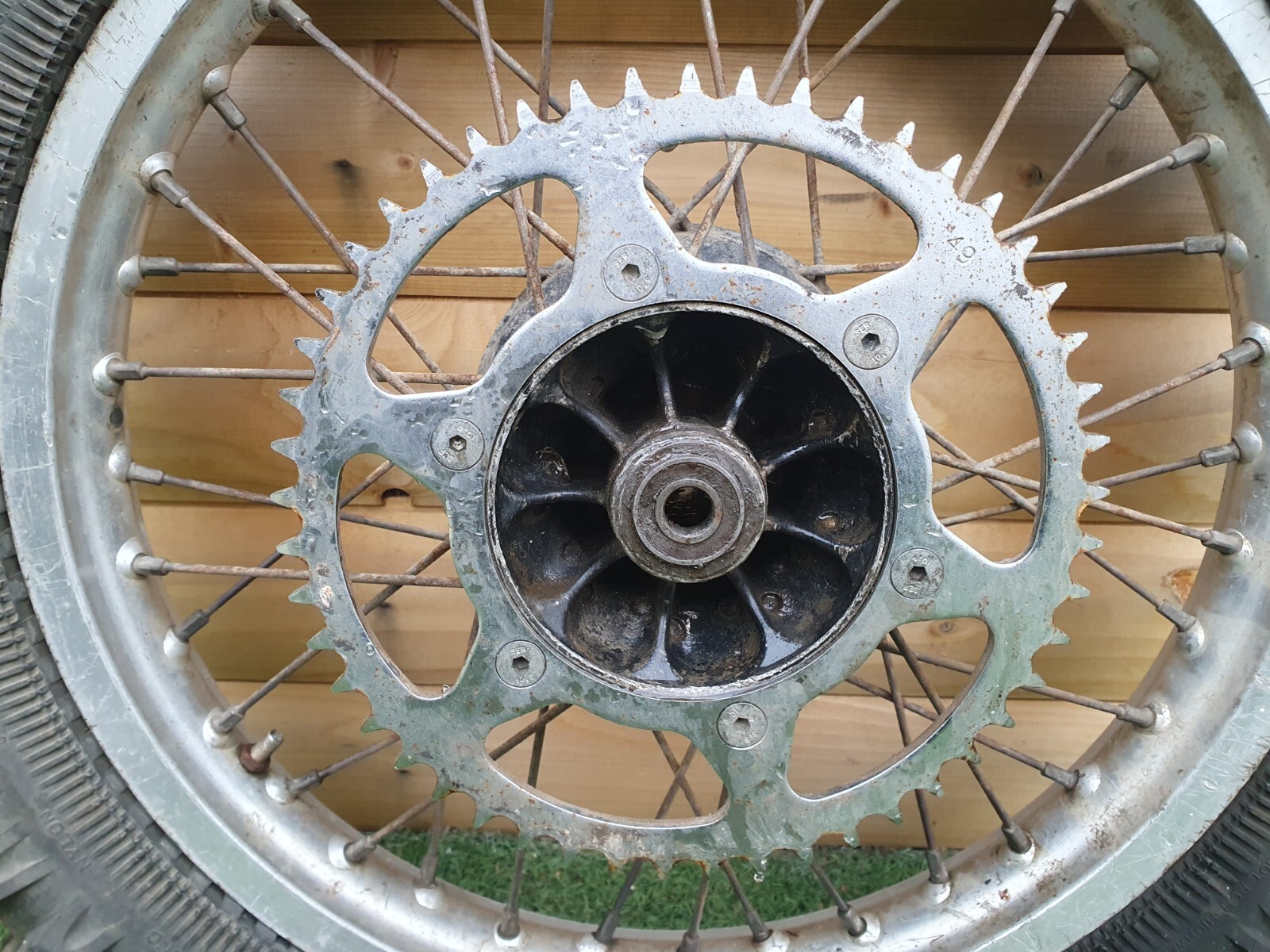 Motorbike Rear Wheel Alloy Rim Motorcycle Off Road Motor Cycle Bike Hub