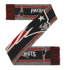New England Patriots Gray Scarf Knit Winter Neck Double Sided Big Team Logo Grey