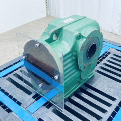 SEW-EURODRIVE KT97TDV132M4-KS K-SERIES HELICAL-BEVEL GEAR BOX 62.55:1-RATIO