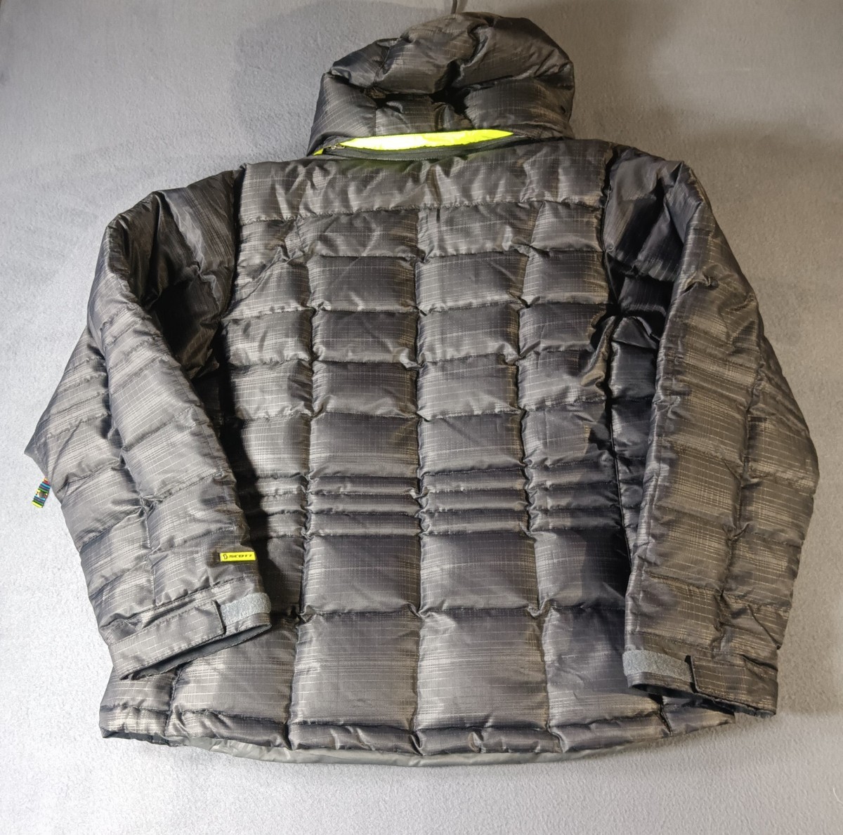 ୨୧ Scott Women's Down Ski Jacket Full Zip Hood, Size US 12 / EU XL