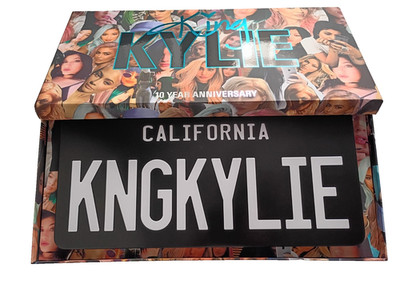 AUTHENTIC KYLIE JENNER KING KYLIE COLLECTION KIT         NEW