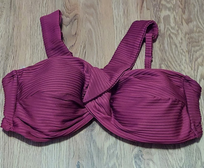 NWT Time and Tru Maroon Bikini Top 1X Plus Size Convertible Straps Textured