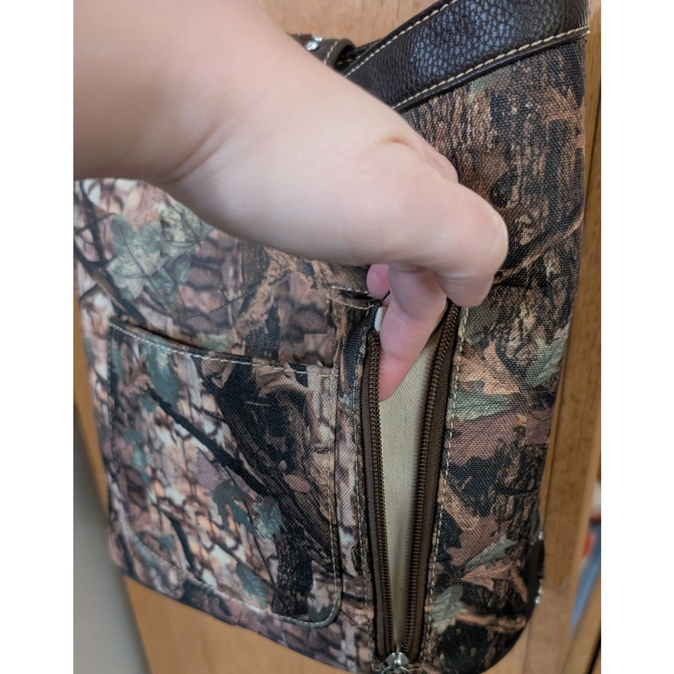 ❄️Montana West Camo Carry Crossbody Bag  - Image 3 of 4