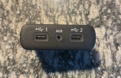 USB Media Hub 2015-2023 Dodge Charger, Challenger, Chrysler 300, OEM 68294075AC
