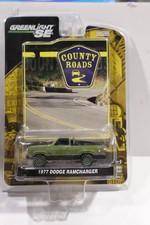 Greenlight Country Roads 1/64 1977 Dodge Ramcharger