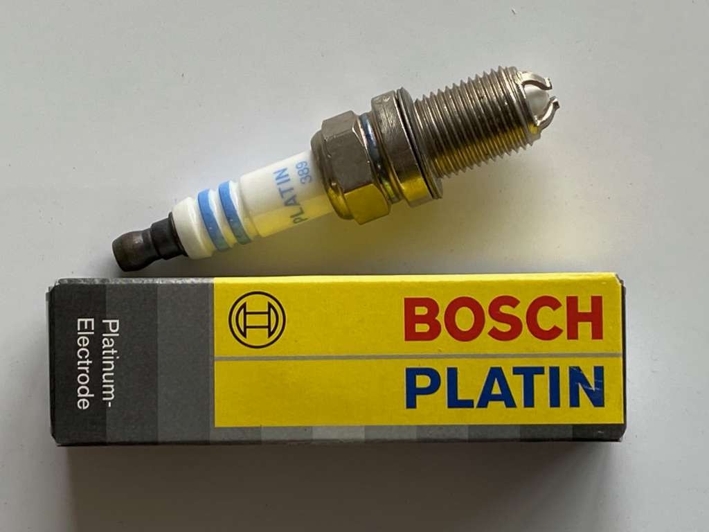 Spark Plug Bosch Platinum Fgr 7 Dqp FGR7DQP 4 Tips alfa Romeo BMW Etc.