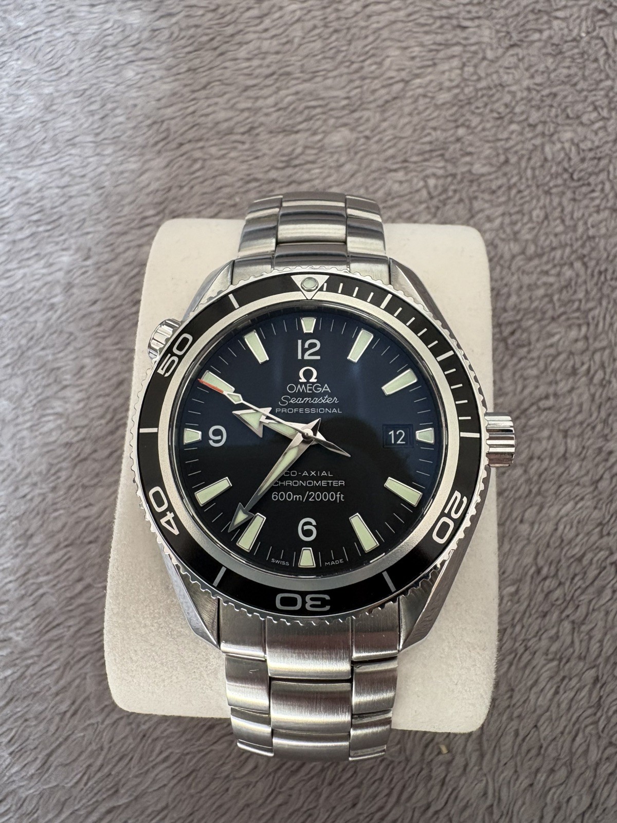 OMEGA SEAMASTER PLANET OCEAN 2201.50.00 (2011) box and papers, serviced Oct 2025