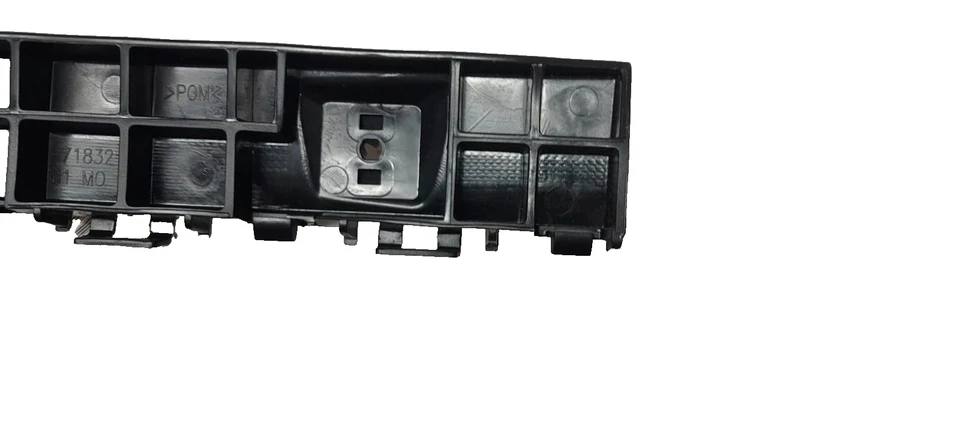 Soporte de parachoques trasero izquierdo Suzuki SX4 S-Cross OEM 71832-61M00 2013-2015 genuino Foto 4 de 4