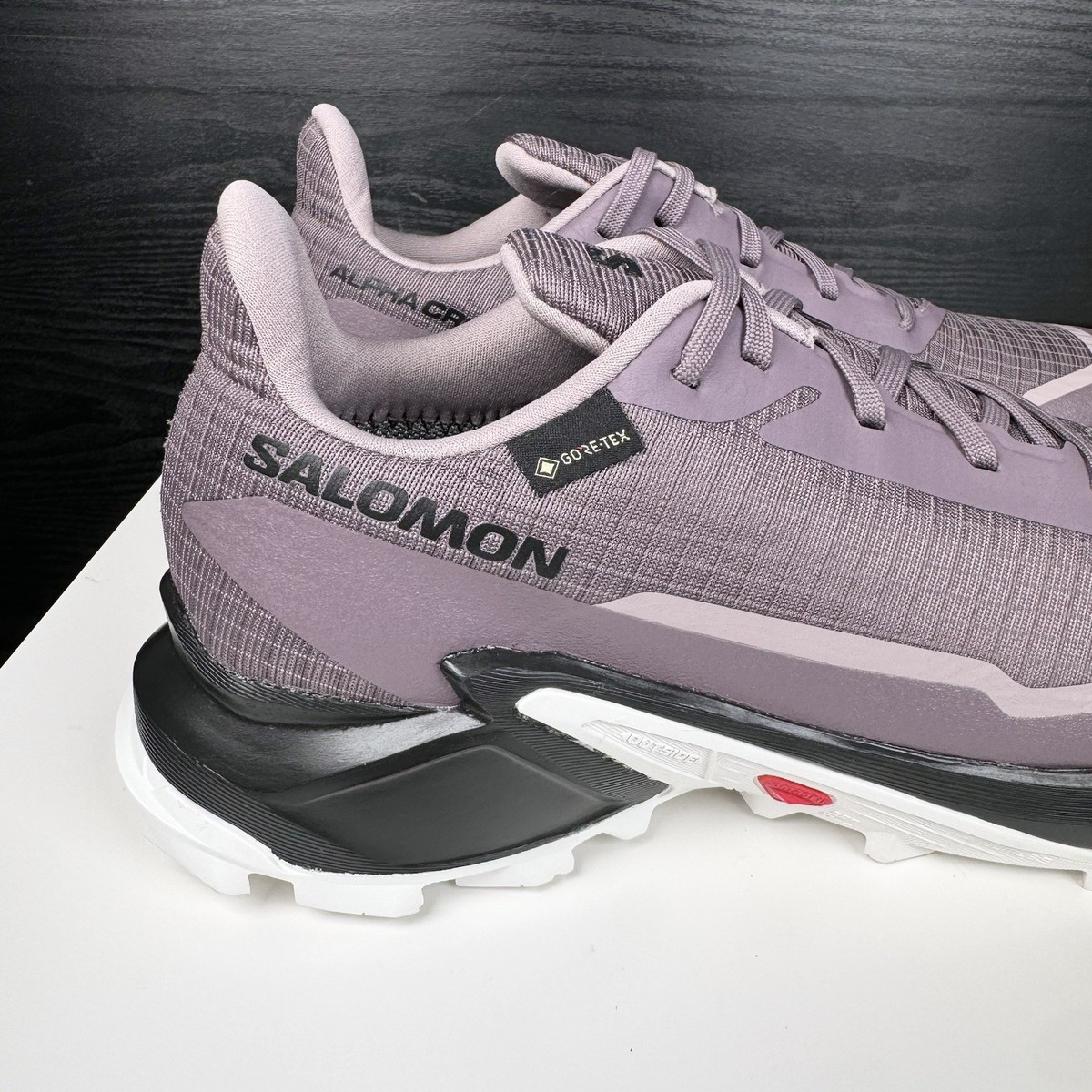 Salomon Alphacross 5 GTX Women's 8 Fits 8.5 - GORE-TEX - Violet