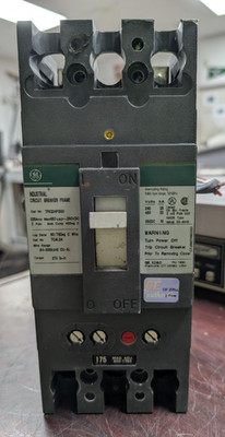   GE 225 AMP CIRCUIT BREAKER 480 VAC 3 POLE TFK224F000 W/SHUNT TRIP