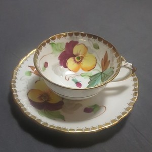 Tuscan Fine English Bone China Teacup & Saucer Floral Gold Trim Made in England