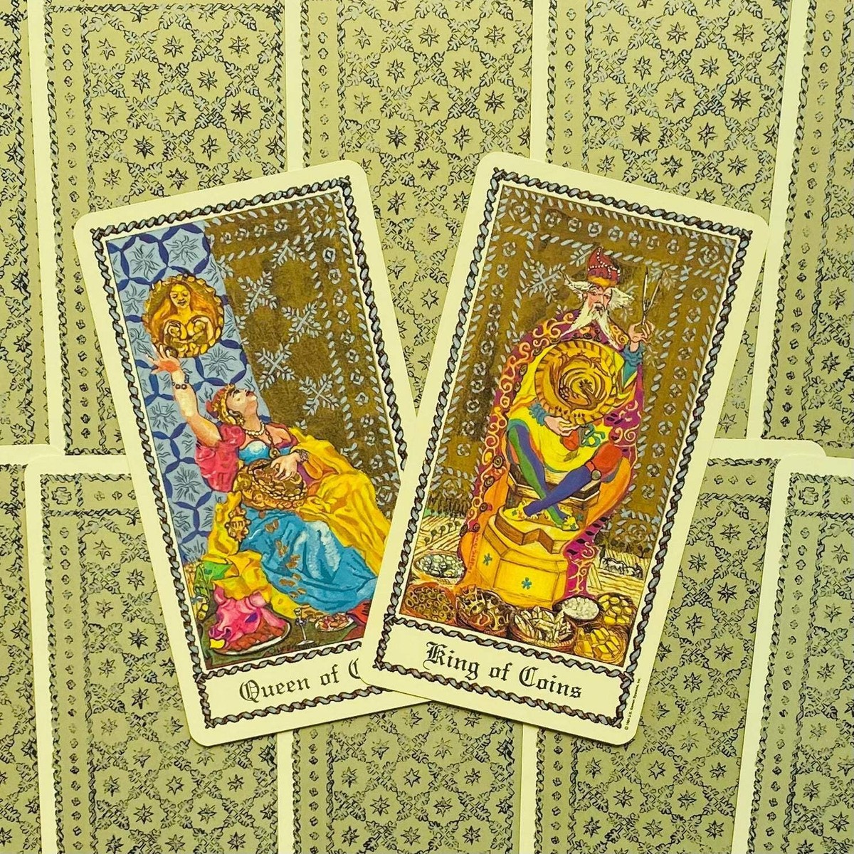 ブックセットは絶版♥The Medieval Scapini Tarot ブックセットは絶版♥The Medieval Scapini Tarot The Medieval