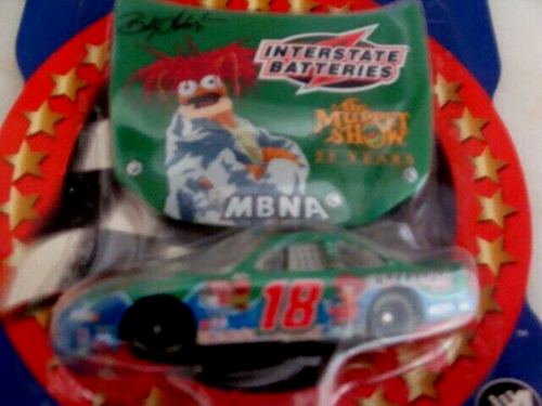 BOBBY LABONTE #18 Muppet Pontiac Winner's Circle 1:64 Car 2002 NASCAR - Picture 5 of 9