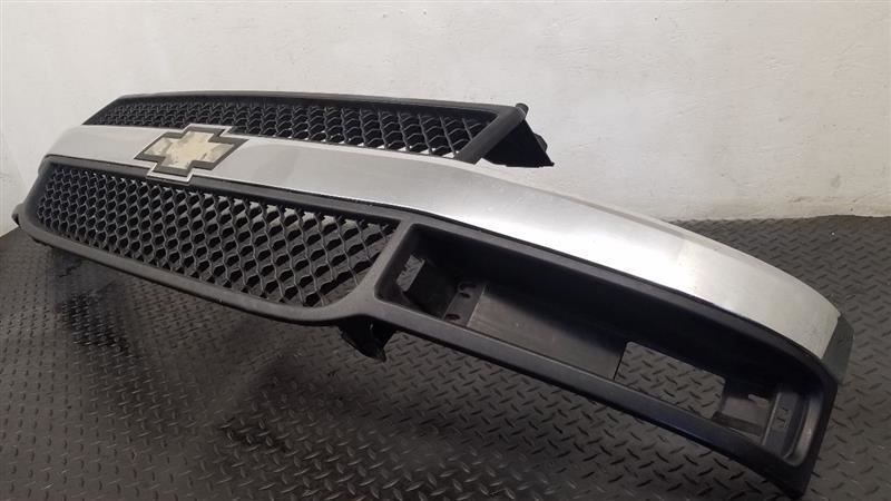 03-23 Chevrolet Express 2500 Van Chrome Grille Composite Lamps OEM