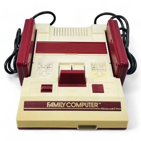 NINTENDO Famicom NES HVC-001 White Console w/Box Operation Confirmed