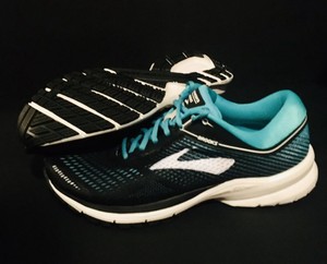 brooks launch size 11