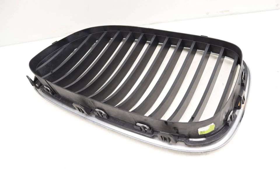 BMW ALPINA B7L XDRIVE 2011-2012 - capó derecho rejilla riñón 7184152 Foto 3 de 4