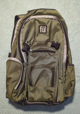 Ful Tennman Laptop Backpack Olive 17-Inch Sleeve Pockets Water Resistant Bottom