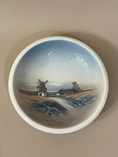 Lyngby Porcelain -Landschaft mit Windmühle- Schale - Motiv Nr. 124-2-93