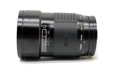 Sigma AF Zoom 28-200mm F/4.0-5.6 Objektiv für Sony A-Mount **Defekt, Junk** - Bild 1 von 4