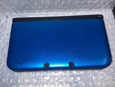 Nintendo 3DS XL Handheld System Blue/Black With Game And Charger SPR-001 USA
