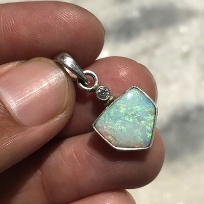 Natural Australian Green Opal 925 Solid Sterling Silver Pendant Stone Size 13x12