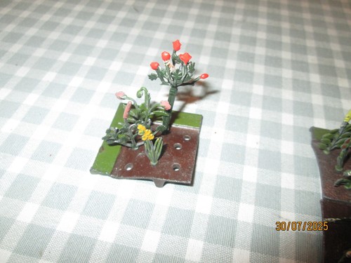 BRITAINS LEAD - FLOWER BED-UNBOXED - Picture 7 of 9