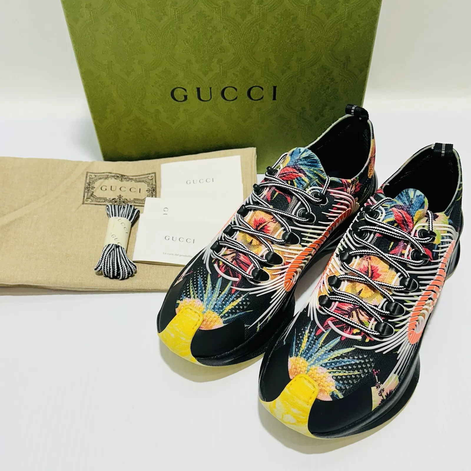 Baskets basses en tricot Gucci Run noires imprimées florales US 10,5 Neuf dans leur boîte