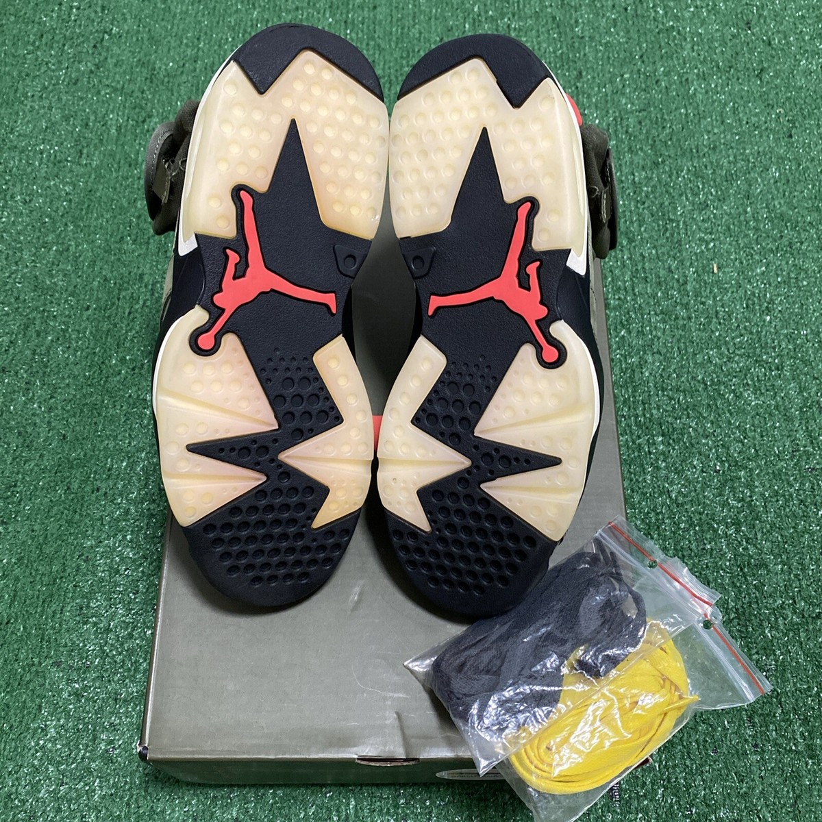 STEAL! Jordan 6 Retro x Travis Scott OIive Green (CN1084-200 STEAL! Jordan 6 Retro x Travis Scott OIive Green (CN1084-200