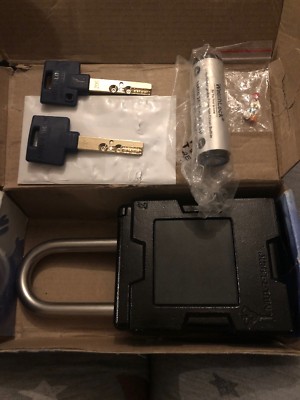 Starcom Watchlock Pro GPS Tracking Hochsicherheits-Vorhängeschloss MultiTLock System Alarm