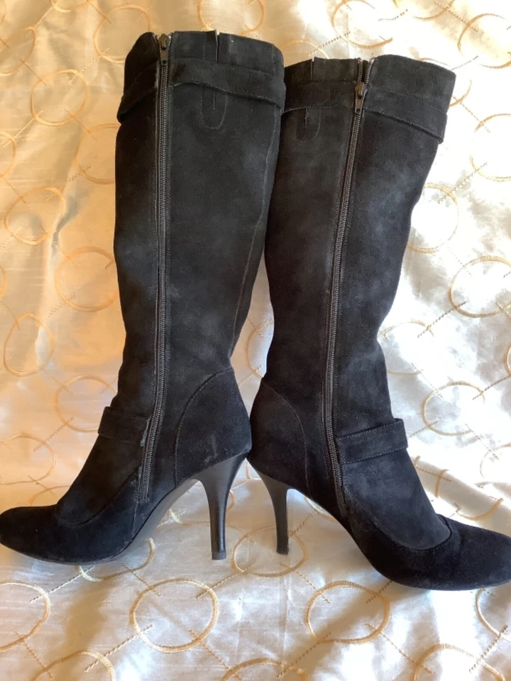 Coldwater Creek Black Suede Zip Up Boots 9M - Image 3 of 4