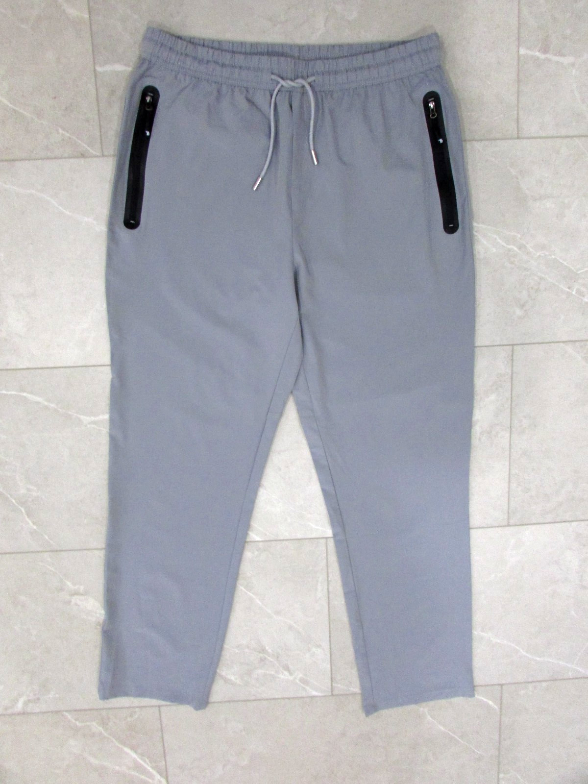 TRR Outdoor Sports Mens Athletic Travel Pants Elastic Waist Size L Gray NWOT