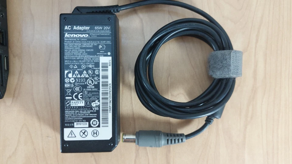 Lenovo ThinkPad X230 · i5-3320M · 4GB · 320GB, foto 4 di 5
