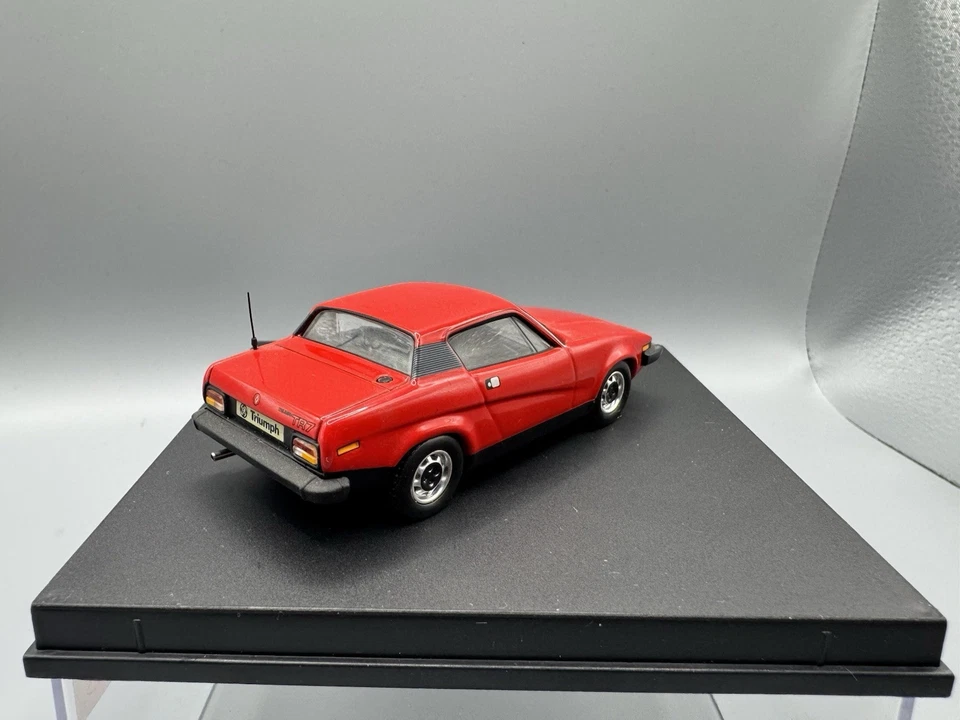 1/43 TRIUMPH TR7 1975 TROFEU TR20001R nuova con scatola originale rara e rossa!! - Immagine 3 di 4