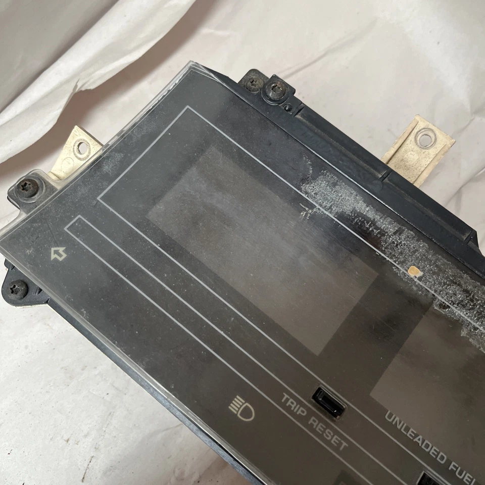 Cuadro de instrumentos digital Chrysler New Yorker Imperial 1991-1993 3,8 L 4685321 Foto 2 de 4