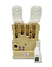 2018 Toyota RAV4 Chassis Multiplex Network Body Control Module 827300R101 OEM