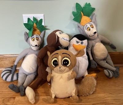 Lot Of 5 Penguins of Madagascar Plushies King Julien Mort Skipper Figures 2011